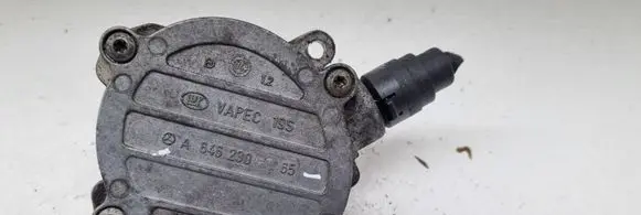Mercedes-Benz E W211 Vacuum pump A6462300165