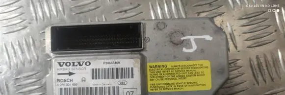 Volvo V70 Airbag control unit/module 30667469