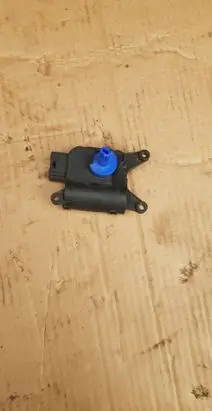 Audi A4 S4 B6 8E 8H Air flap motor/actuator 0132801305 8E1820511D