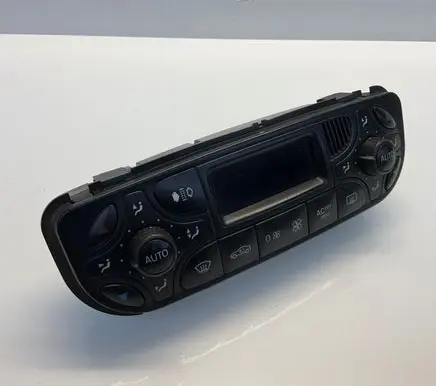 Mercedes-Benz C W203 Climate control unit 2098300285 A2098300285