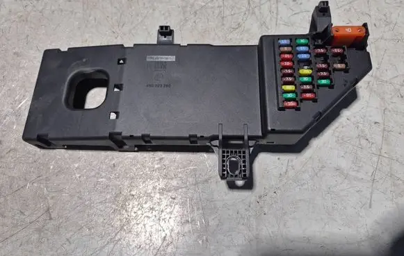 Cadillac BLS Fuse module 460023260