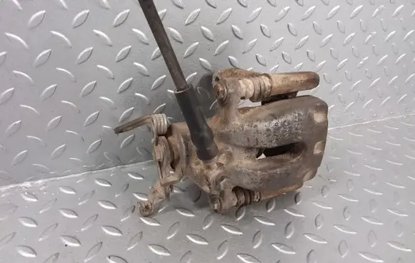 Skoda Octavia Mk3 (5E) Rear brake caliper 8V0615124