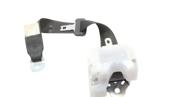 Lexus RX 450H Middle seatbelt (rear) 7H5260