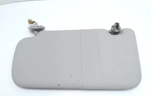 Nissan Pulsar Sun visor