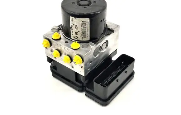 Mercedes-Benz C W204 ABS Pump A0064312612 A2045454732 10021200984