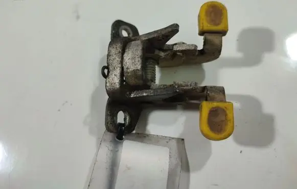 Peugeot Bipper Seat back rest lock catch 
