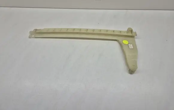 Audi Q5 SQ5 Rear door windshield rail 80A839067