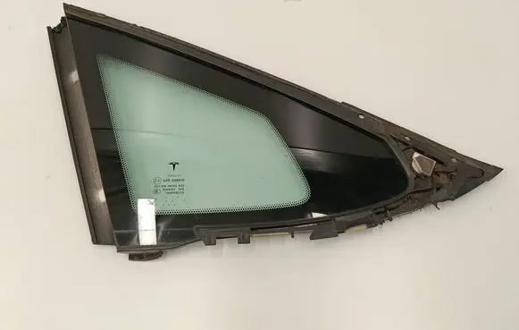 Tesla Model S Rear side window 105182100A 511971AK