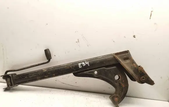 BMW 5 E34 Lift Jack 