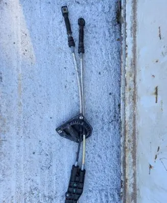 Volkswagen Crafter Gear shift cable linkage E038027761