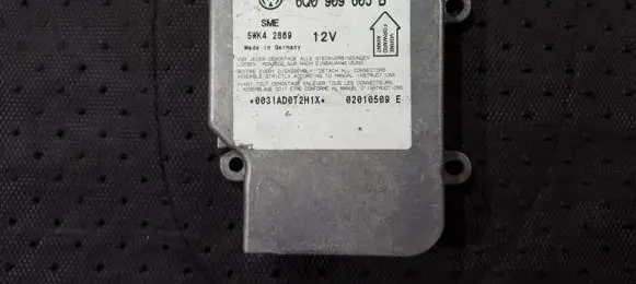Volkswagen PASSAT B5 Airbag control unit/module 6q0909605b 5wk42869