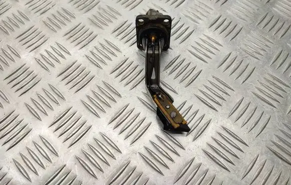 Toyota Avensis T250 Oil level sensor 