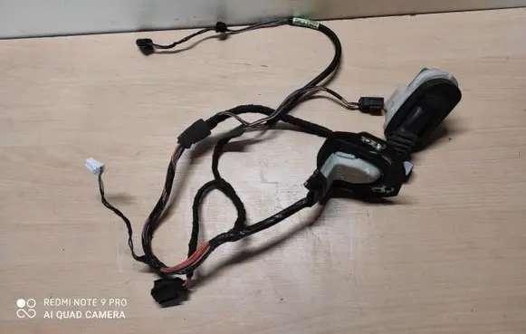 Jeep Compass Front door wiring loom 68156982AA