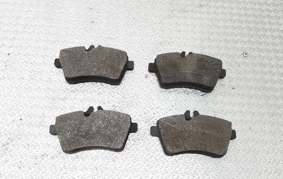 Mercedes-Benz A W169 Brake pads (front) 