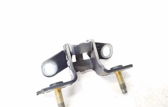 Jeep Compass Tailgate/trunk/boot hinge 530AA