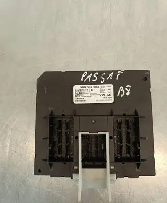 Volkswagen PASSAT B8 Comfort/convenience module 5Q0937086BB F005V01781
