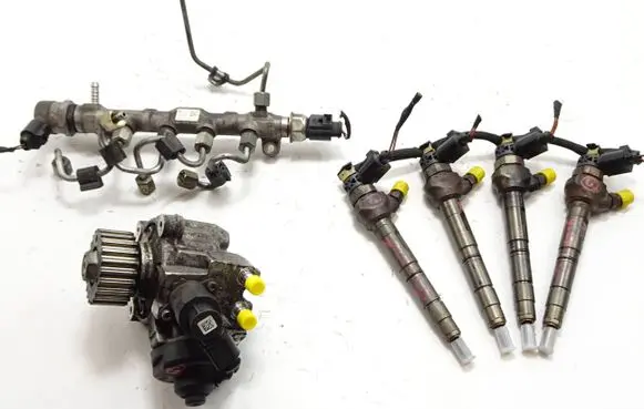 Volkswagen Golf VII Fuel injectors set 131020 0445110477