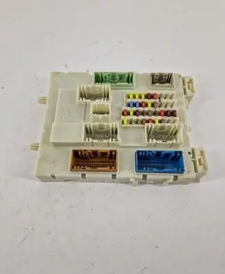 Ford C-MAX II Fuse module DV6T14A073BE