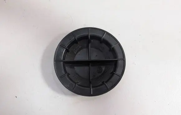 Volkswagen PASSAT B8 Headlight/headlamp dust cover 5GE941607C