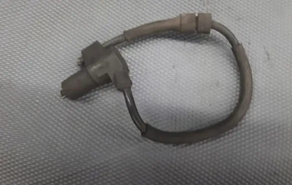Citroen Xsara Picasso ABS brake wheel speed sensor 0265006389