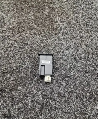 Mercedes-Benz C W205 USB socket connector A2058202003