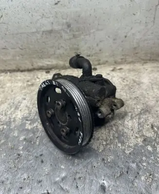Volkswagen PASSAT B5 Power steering pump