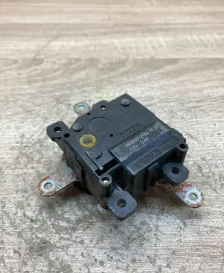 Toyota RAV 4 (XA40) Air flap motor/actuator 0638002160 04P