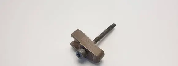 Mercedes-Benz CLK A209 C209 Fuel Injector clamp holder
