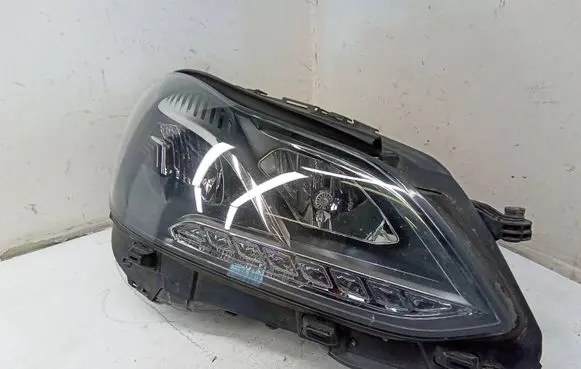 Mercedes-Benz E W212 Headlight/headlamp A2128204839 1LX01106678