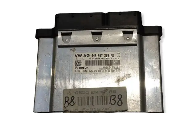 Volkswagen PASSAT B8 Engine control unit/module 04E907309AB