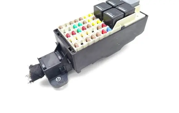Jaguar I-Pace Fuse module