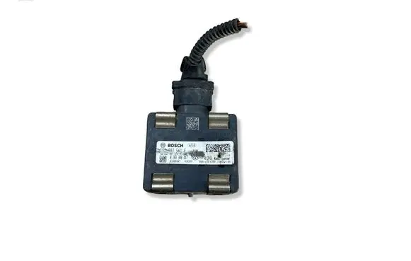 Skoda Fabia Mk3 (NJ) Distronic sensor radar 0203300447 5Q2907561F