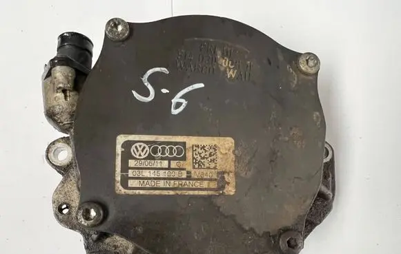 Skoda Roomster (5J) Vacuum pump 03L145100B 7340