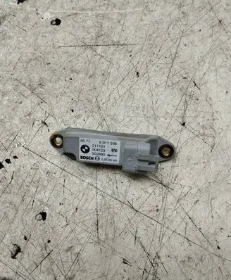 BMW X5 E53 Airbag deployment crash/impact sensor 6911038 211101 0285002064