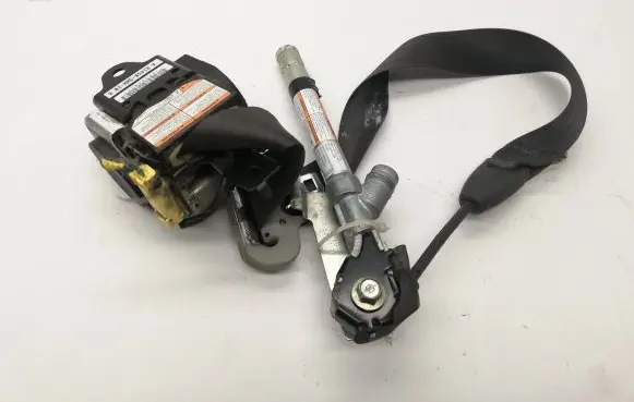 Honda CR-V Front seatbelt 608200000A