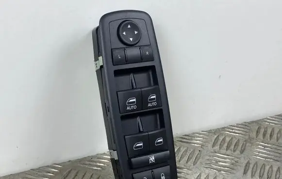 Jeep Grand Cherokee Electric window control switch 68184002AC
