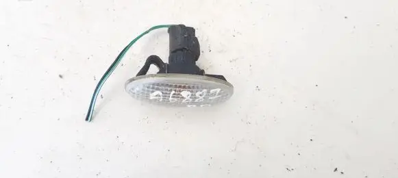Mazda 6 Front fender indicator light p2829