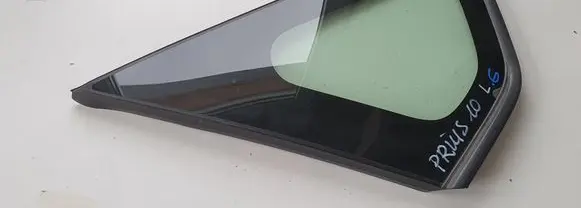 Toyota Prius (XW30) Rear vent window glass 