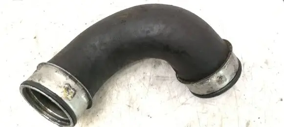 Mercedes-Benz C W203 Intercooler hose/pipe A2035282882