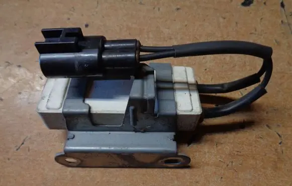 Toyota Yaris Coolant fan relay 2468105731A