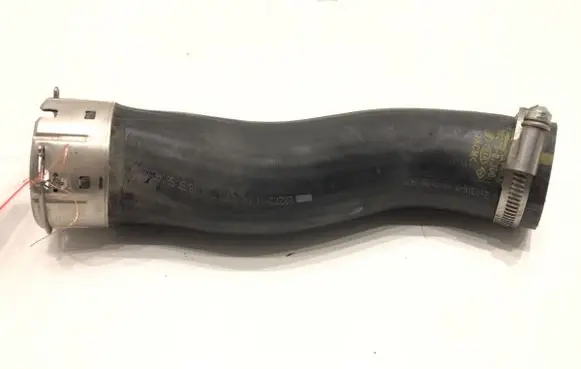 Intercooler hose/pipe