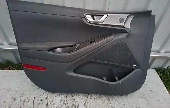 Hyundai Ioniq Front door card panel trim 82379G2000 X8870