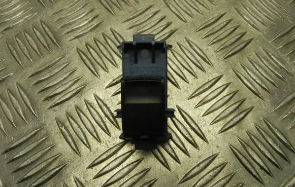 Toyota Verso Electric window control switch 848100F030 T3324