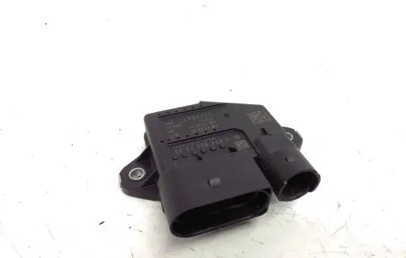 Mercedes-Benz E W213 Glow plug pre-heat relay A6549001300