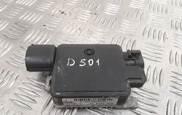 Ford Focus Coolant fan relay 940002906