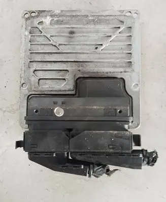 Mercedes-Benz C W203 Engine control unit/module a2711535579