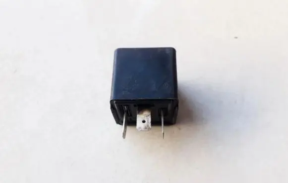 Audi A4 S4 B5 8D Other relay 4DB00375064