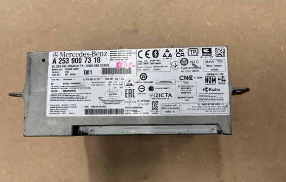 Mercedes-Benz GLC C253 Radio/GPS head unit trim A2539007310