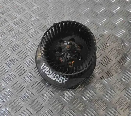 Volkswagen Tiguan Heater fan/blower