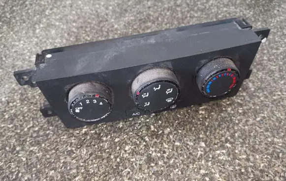 Chevrolet Captiva Climate control unit 96820197